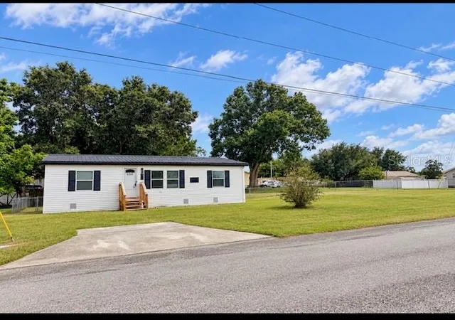 Photo 1 of Manufactured home for sale at 6310 SE 142nd Lane, Summerfield, FL 34491 | MLS# TB8554104 | Listing updated on 2026-10-08