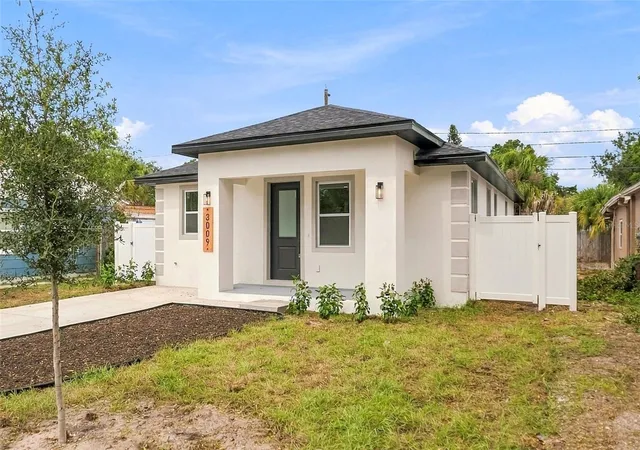 Photo 3 of Single family home for sale at 3009 Melrose Ave S, Saint Petersburg, FL 33712 | MLS# TB8554105 | Listing updated on 2026-10-06