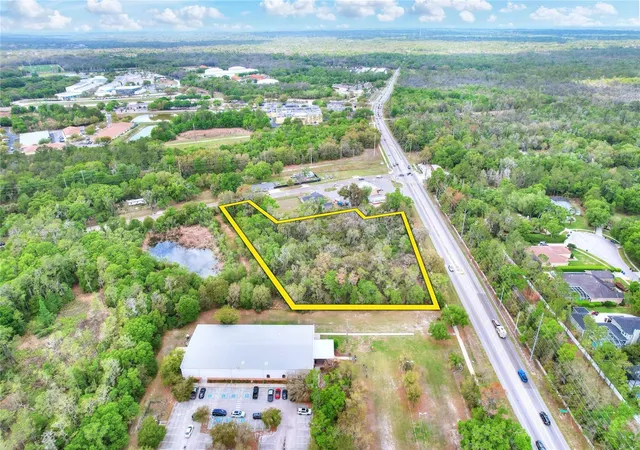 Photo 4 of Land for sale at 5708 Lithia Pinecrest Rd, Lithia, FL 33547 | MLS# TB8554113 | Listing updated on 2026-10-02