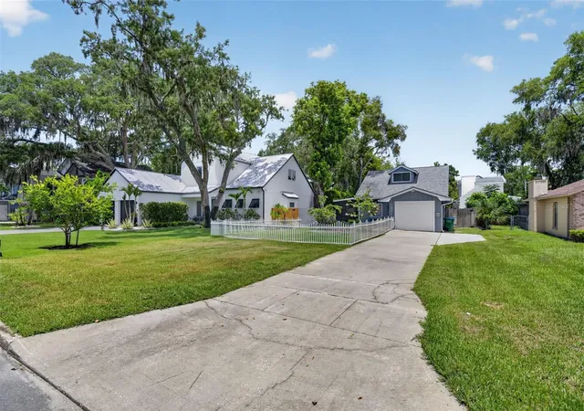 Photo 2 of Land for sale at 1871 Bryan Ave, Winter Park, FL 32789 | MLS# O6446584 | Listing updated on 2026-10-02