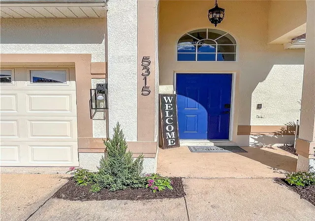 Photo 3 of Single family home for sale at 5315 Coral Vine Ln, Kissimmee, FL 34758 | MLS# O6446585 | Listing updated on 2026-10-06