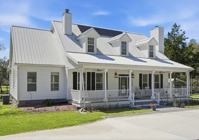 Photo 3 of Single family home for sale at 5444 US Hwy 17, De Leon Springs, FL 32130 | MLS# V4951620 | Listing updated on 2026-10-02