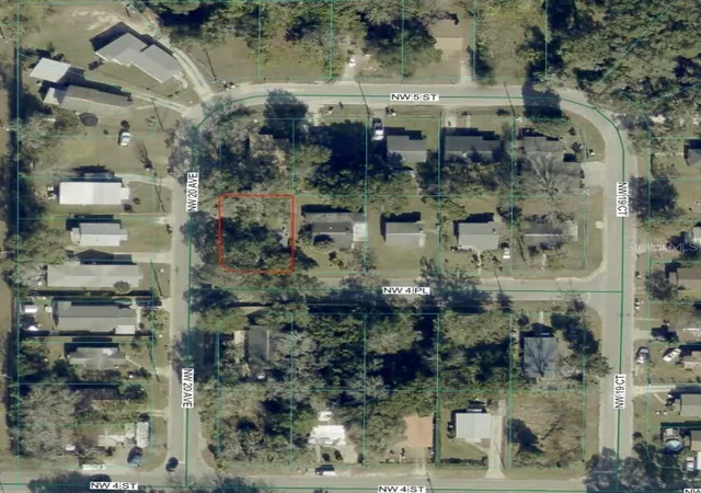 Photo 4 of Single family home for sale at 1949 NW 4th Place, Ocala, FL 34475 | MLS# OM733291 | Listing updated on 2026-10-08