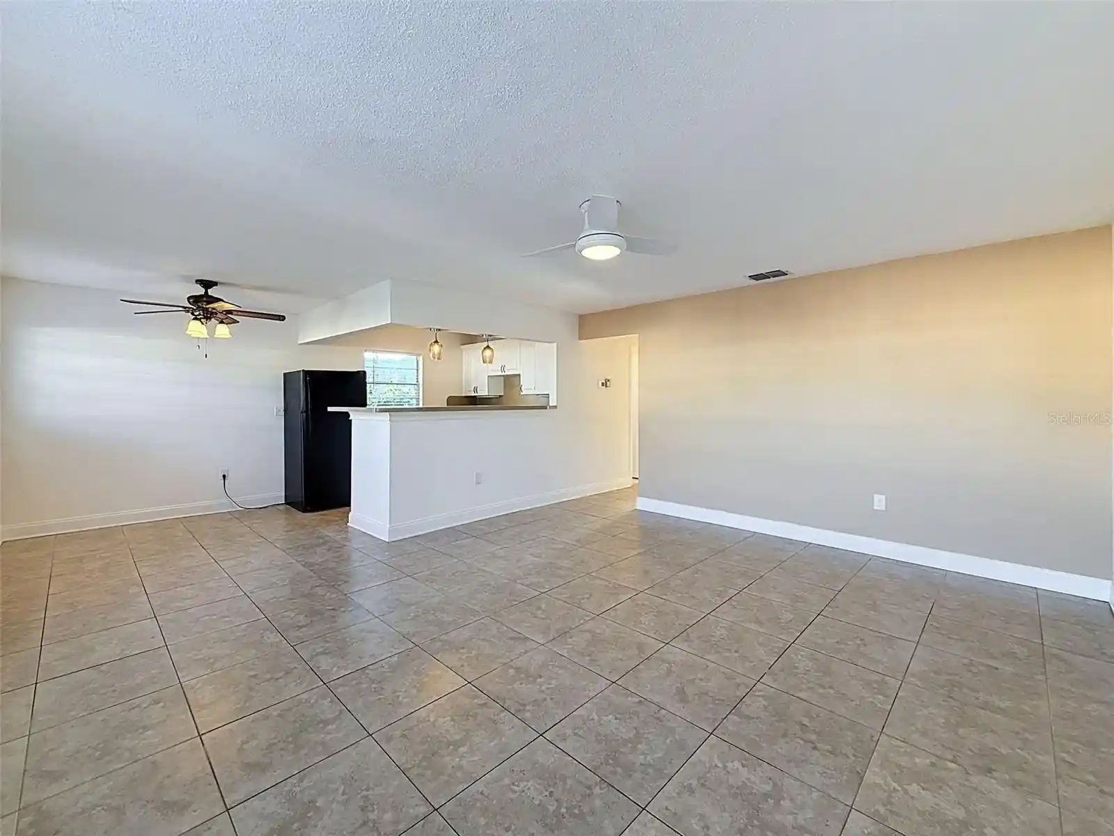 Listing Photo 2 - Condo for sale in 11921 Boynton Ln located at 11921 Boynton Ln, NEW PORT RICHEY, FL 34654 - Unit #53A