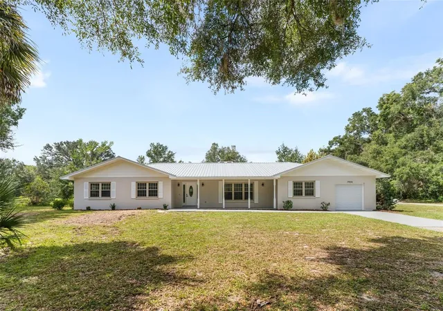 Single family home for sale at 7920 NE Highway 41, WILLISTON, FL 32696 | MLS# OM733294