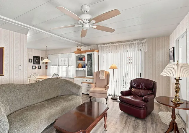 Photo 4 of Manufactured home for sale at 203 Seagull Dr, Tarpon Springs, FL 34689 | MLS# TB8554132 | Listing updated on 2026-10-30