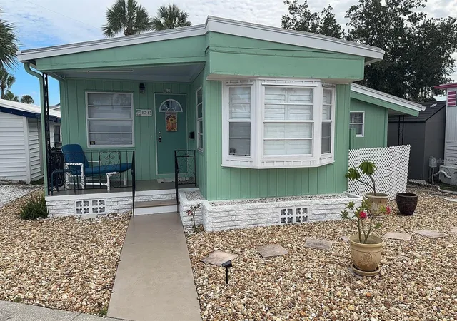 Photo 1 of Manufactured home for sale at 4851 W Gandy Blvd #B7L43, Tampa, FL 33611 | MLS# TB8554134 | Listing updated on 2026-10-05