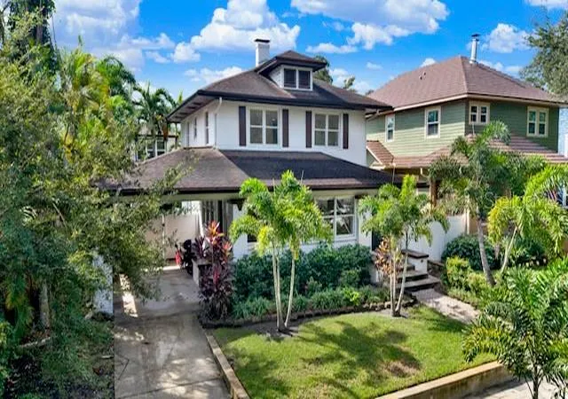 Photo 2 of Single family home for sale at 150 18th Avenue N, Saint Petersburg, FL 33704 | MLS# TB8554135 | Listing updated on 2026-10-16