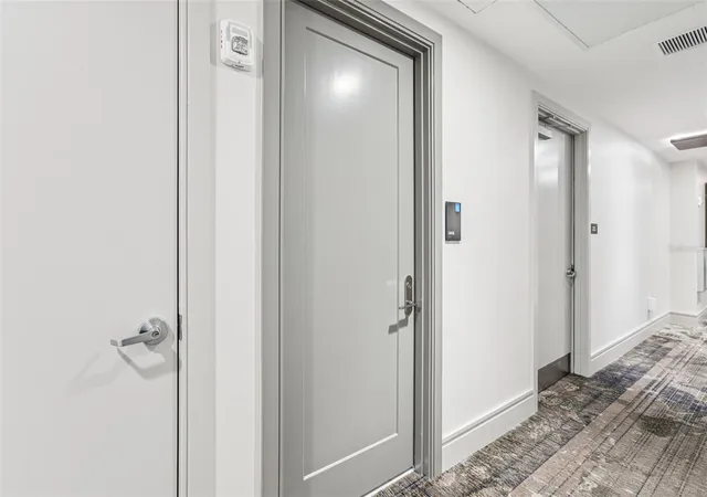 Photo 3 of Condo for sale at 100 1st Avenue N #3806, Saint Petersburg, FL 33701 | MLS# TB8554138 | Listing updated on 2026-10-15