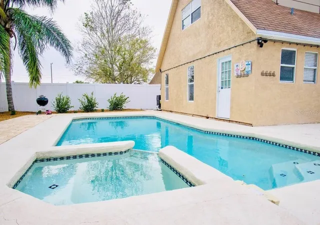 Photo 2 of Single family home for sale at 12925 129th Avenue, Largo, FL 33774 | MLS# A4708202 | Listing updated on 2026-10-06
