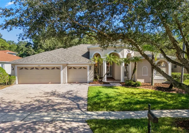 Photo 2 of Single family home for sale at 17353 Emerald Chase Dr, TAMPA, FL 33647 | MLS# TB8554144 | Listing updated on 2026-10-15
