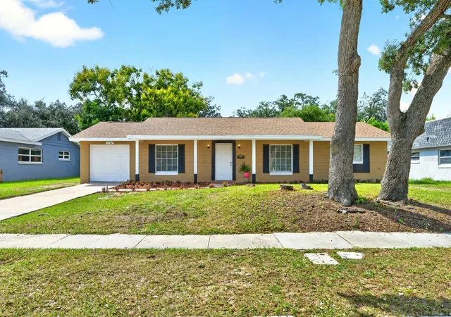 Single family home for sale at 1752 Peachwood Ln, ORLANDO, FL 32818 | MLS# O6446606