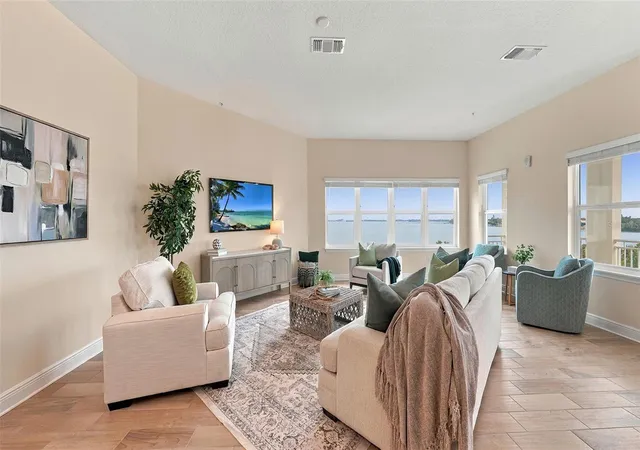 Listing Photo 4 - Condo for sale in building located at 3439 79Th St Cir W, BRADENTON, FL 34209 - Unit #303