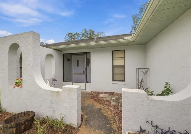 Photo 2 of Single family home for sale at 7422 Balsam St, Spring Hill, FL 34606 | MLS# W7890009 | Listing updated on 2026-10-04