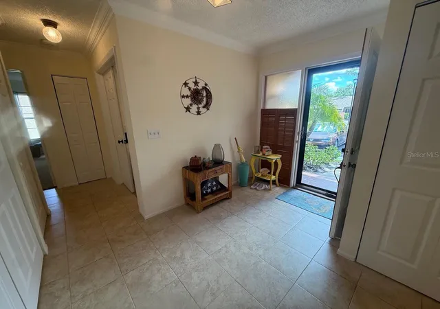 Photo 4 of House for sale at 4031 Blf Oak Ct, Palm Harbor, FL 34684 | MLS# TB8554154 | Listing updated on 2026-10-02
