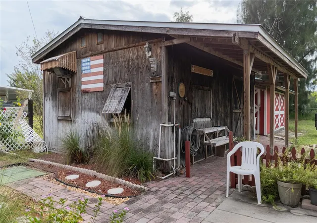 Photo 3 of Single family home for sale at 6443 NE County Rd 660, Arcadia, FL 34266 | MLS# A4708208 | Listing updated on 2026-10-10