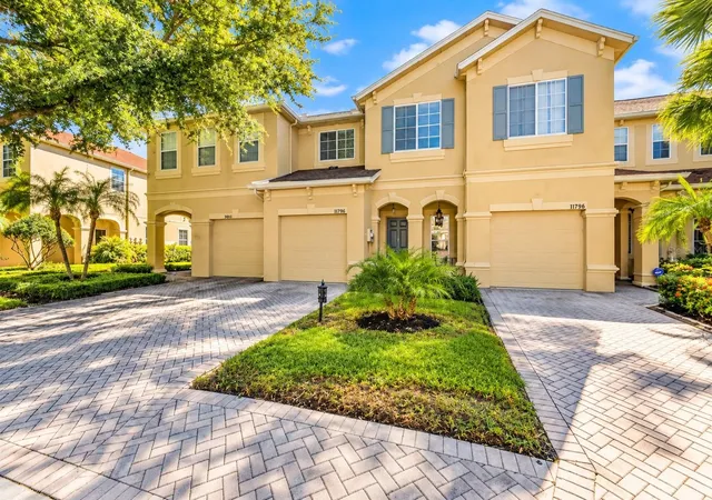 Photo 2 of Townhouse for sale at 9234 Stone River Pl, Riverview, FL 33578 | MLS# TB8554161 | Listing updated on 2026-10-06