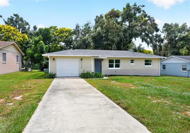 Photo 2 of Single family home for sale at 6138 Highland Ave, Leesburg, FL 34748 | MLS# G5118525 | Listing updated on 2026-10-05