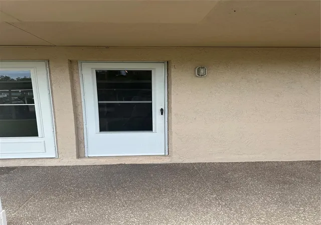 Photo 3 of Condo for sale at 9950 62nd Terrace N #117, Saint Petersburg, FL 33708 | MLS# TB8554162 | Listing updated on 2026-10-03