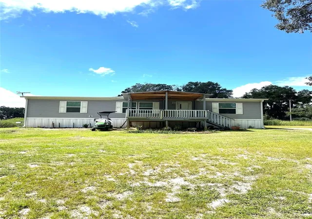 Photo 1 of Manufactured home for sale at 453 Old Hawthorne Rd, Hawthorne, FL 32640 | MLS# GC543922 | Listing updated on 2026-10-04