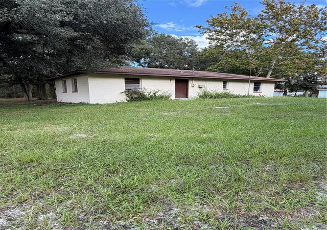Photo 3 of Single family home for sale at 2315 Woods Trl, Lakeland, FL 33809 | MLS# L4965500 | Listing updated on 2026-10-02