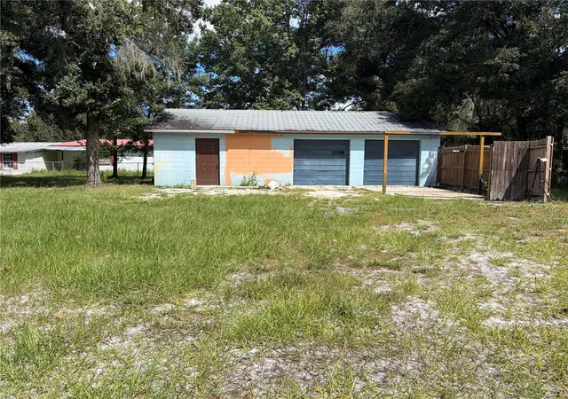 Photo 4 of Single family home for sale at 2315 Woods Trl, Lakeland, FL 33809 | MLS# L4965500 | Listing updated on 2026-10-08