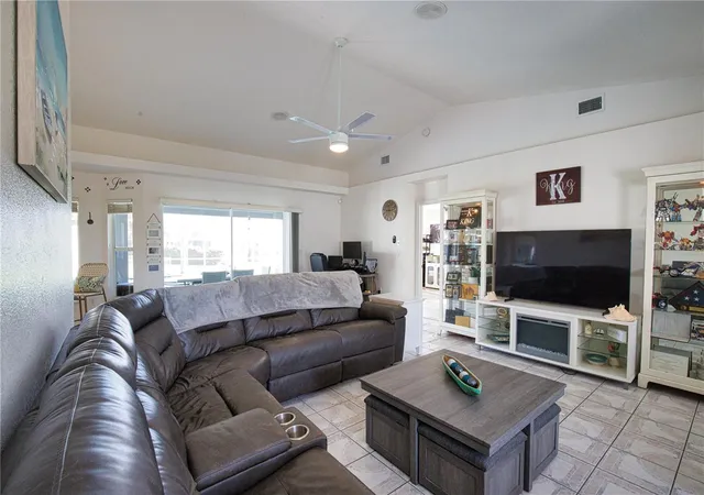 Photo 4 of Single family home for sale at 23010 Peachland Blvd, Port Charlotte, FL 33954 | MLS# C7531473 | Listing updated on 2026-10-06
