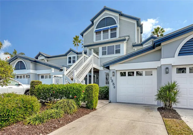 Photo 2 of Condo for sale at 1350 Siesta Bayside Dr #1350B, Sarasota, FL 34242 | MLS# A4708214 | Listing updated on 2026-10-02