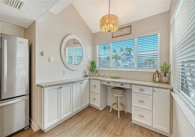 Listing Photo 5 - Condo for sale in building located at 1350 Siesta Bayside Dr, SARASOTA, FL 34242 - Unit #1350B
