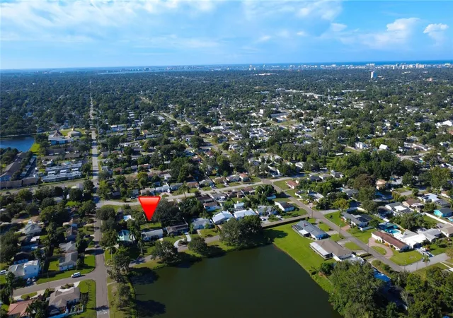 Photo 3 of Single family home for sale at 4330 20th Avenue N, Saint Petersburg, FL 33713 | MLS# TB8554174 | Listing updated on 2026-10-20