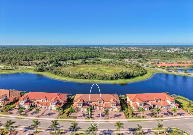 Photo 4 of Condo for sale at 10205 Staggerbush Dr #102, Venice, FL 34293 | MLS# N6146026 | Listing updated on 2026-10-22