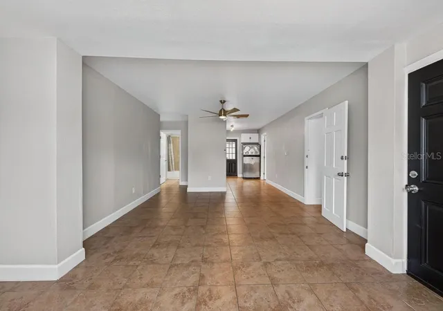 Photo 2 of Single family home for sale at 725 Strain Blvd, Lakeland, FL 33815 | MLS# TB8554185 | Listing updated on 2026-10-02