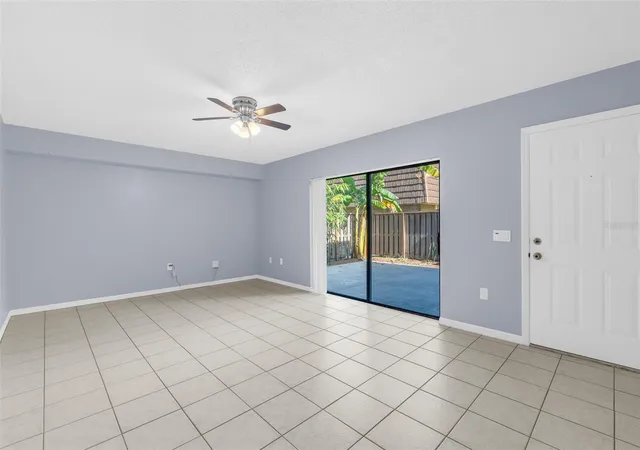 Photo 3 of Condo for sale at 5382 Elm Ct #356, Orlando, FL 32811 | MLS# O6446648 | Listing updated on 2026-10-06
