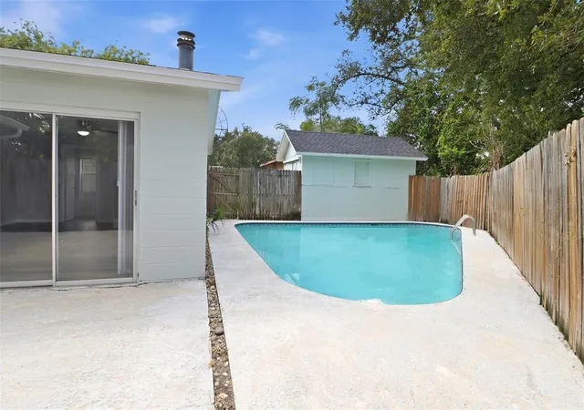Photo 2 of Single family home for sale at 4218 Empire Pl, Tampa, FL 33610 | MLS# TB8554187 | Listing updated on 2026-10-02