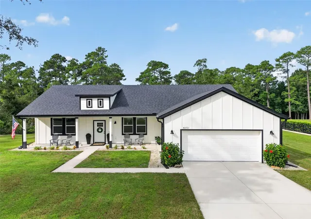 Photo 1 of Single family home for sale at 42721 Royal Trails Rd, Eustis, FL 32736 | MLS# G5118531 | Listing updated on 2026-10-04