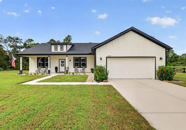 Photo 2 of Single family home for sale at 42721 Royal Trails Rd, Eustis, FL 32736 | MLS# G5118531 | Listing updated on 2026-10-04