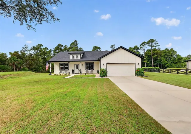 Photo 3 of Single family home for sale at 42721 Royal Trails Rd, Eustis, FL 32736 | MLS# G5118531 | Listing updated on 2026-10-04