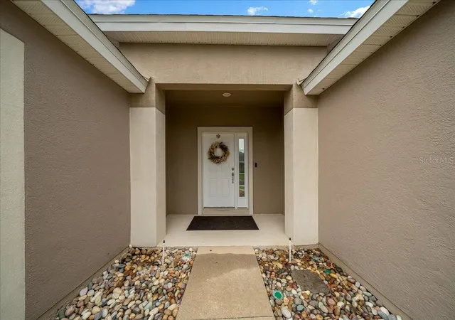Photo 3 of Single family home for sale at 5523 Sw 42nd Place, Ocala, FL 34474 | MLS# OM733313 | Listing updated on 2026-10-08