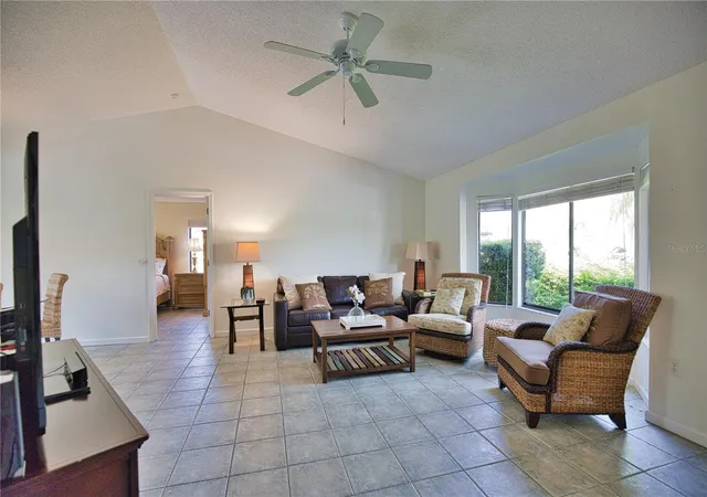 Photo 4 of Single family home for sale at 32 Inlets Blvd #32, Nokomis, FL 34275 | MLS# A4708226 | Listing updated on 2026-10-10