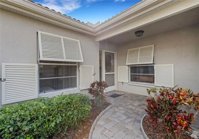 Photo 3 of Single family home for sale at 3242 Ringwood Meadow #76, Sarasota, FL 34235 | MLS# A4708227 | Listing updated on 2026-10-02