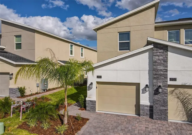 Photo 1 of Condo for sale at 763 Ocean Crse Ave, Davenport, FL 33896 | MLS# O6446660 | Listing updated on 2026-10-23