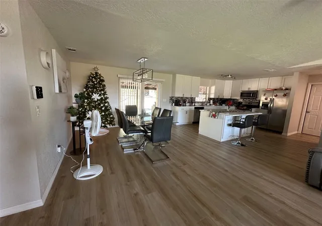 Photo 4 of Single family home for sale at 6525 SW 138th Terrace, Ocala, FL 34481 | MLS# OM733316 | Listing updated on 2026-10-03