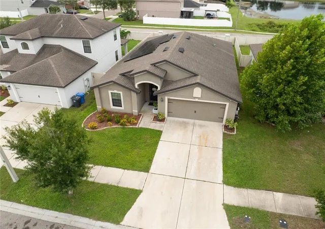 Photo 3 of Single family home for sale at 1007 Culbreath Green Ct, Ruskin, FL 33570 | MLS# TB8554206 | Listing updated on 2026-10-06