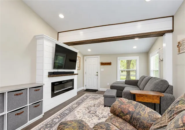 Photo 3 of Single family home for sale at 2901 Turkey Crk Rd, Plant City, FL 33566 | MLS# TB8554207 | Listing updated on 2026-10-09