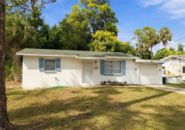 Photo 3 of Single family home for sale at 536 Olive St, South Daytona, FL 32119 | MLS# O6446666 | Listing updated on 2026-10-05