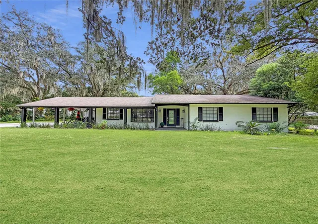 Single family home for sale at 6118 Carla Cir, LAKELAND, FL 33811 | MLS# O6446667