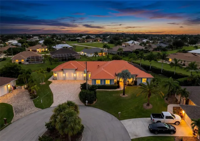 Photo 1 of Single family home for sale at 434 E Cashew, Punta Gorda, FL 33955 | MLS# A4708229 | Listing updated on 2026-10-10
