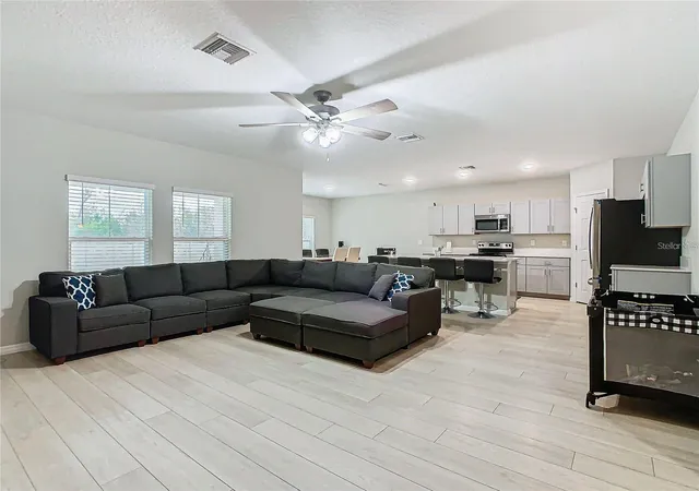 Photo 4 of Single family home for sale at 5381 Maddie Dr, Haines City, FL 33844 | MLS# O6446669 | Listing updated on 2026-10-09