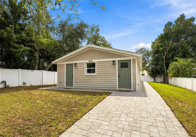 Photo 2 of Multi family home for sale at 1802 Robinhood St, Sarasota, FL 34231 | MLS# A4708231 | Listing updated on 2026-10-02