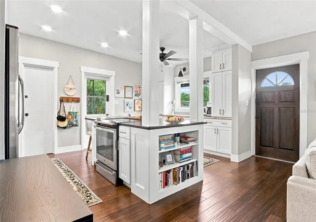 Photo 3 of Single family home for sale at 3215 Jan Dr, Orlando, FL 32806 | MLS# O6446670 | Listing updated on 2026-10-04